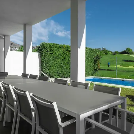 2301 - Luxury With Private Pool Villa *