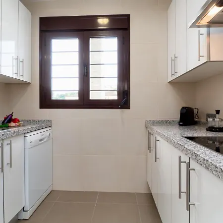 2301 - Luxury With Private Pool